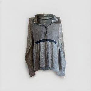 Nike Shirt Men Medium Gray Tee Pull Over 1/4 Zip Dri Fit Performance Thumb Holes